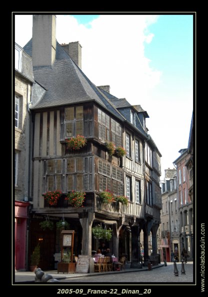 2005-09_France-22_Dinan_20